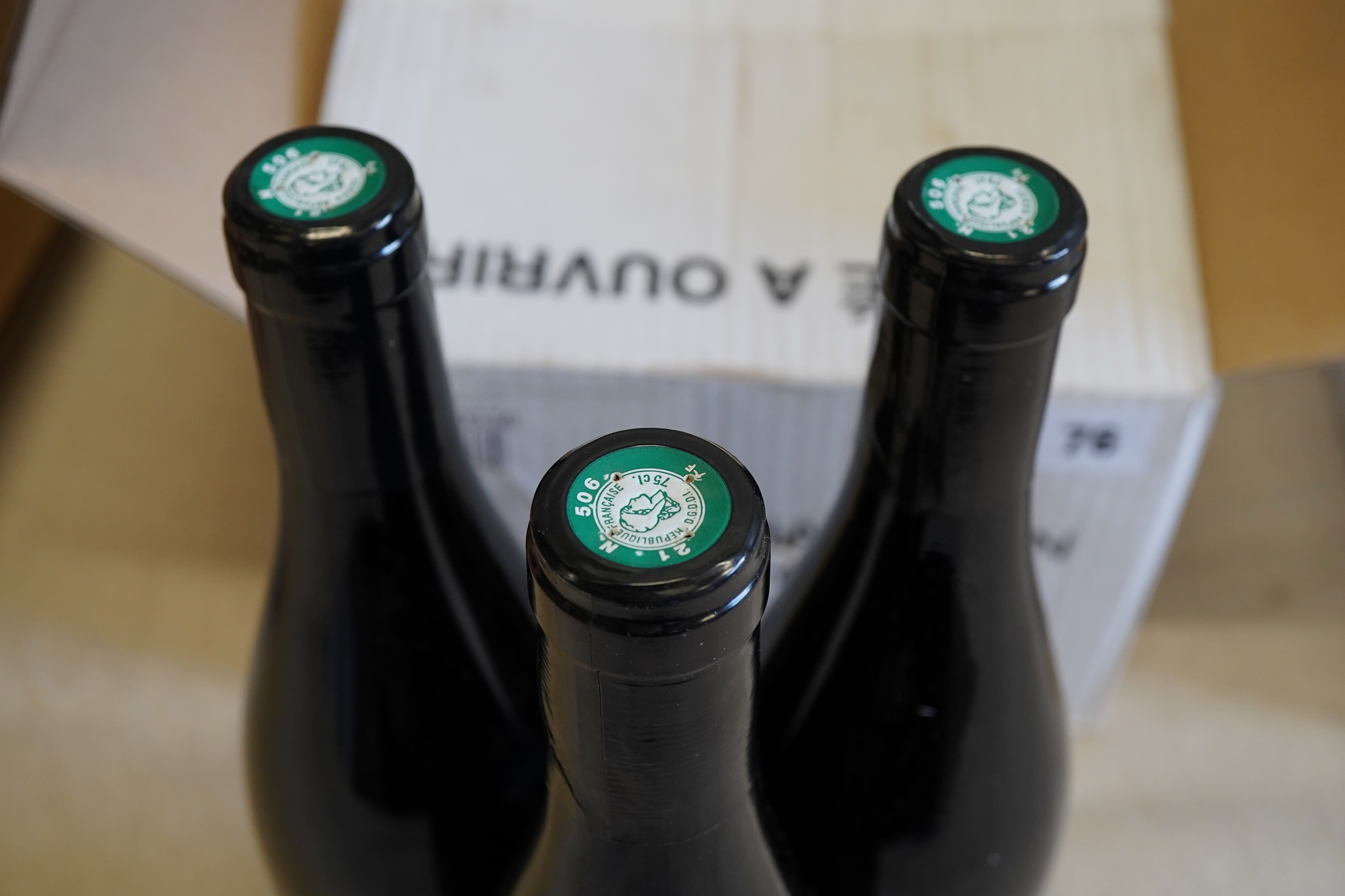 Cercle des Vins Fins, Charmes-Chambertin Grand Cru, 2004